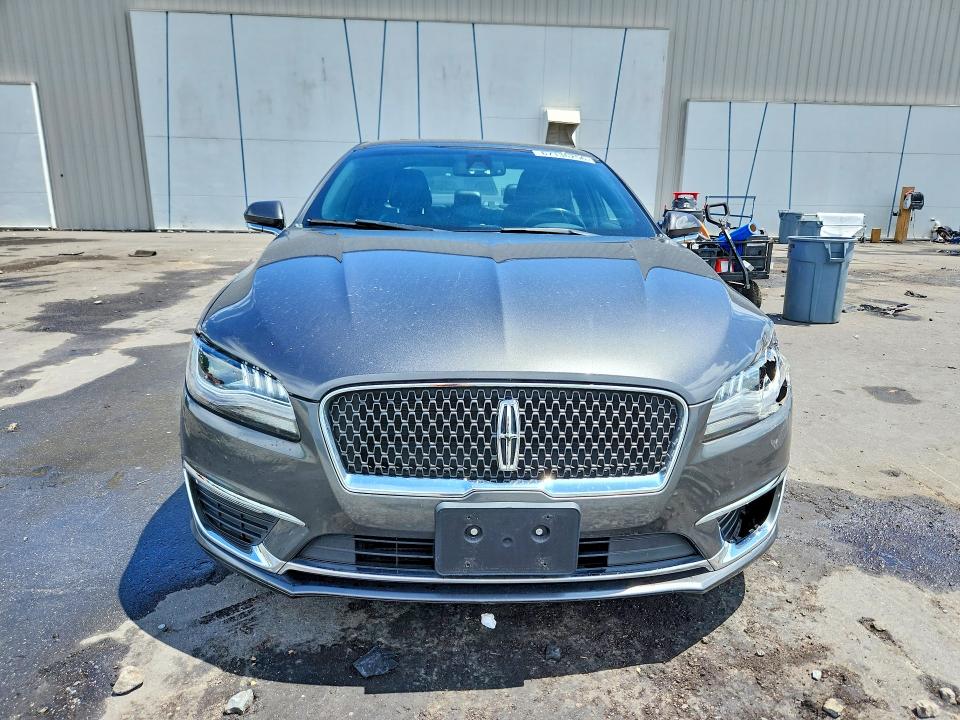 Photo 5 from auction – 2019 LINCOLN MKZ with VIN 3LN6L5LU4KR628901