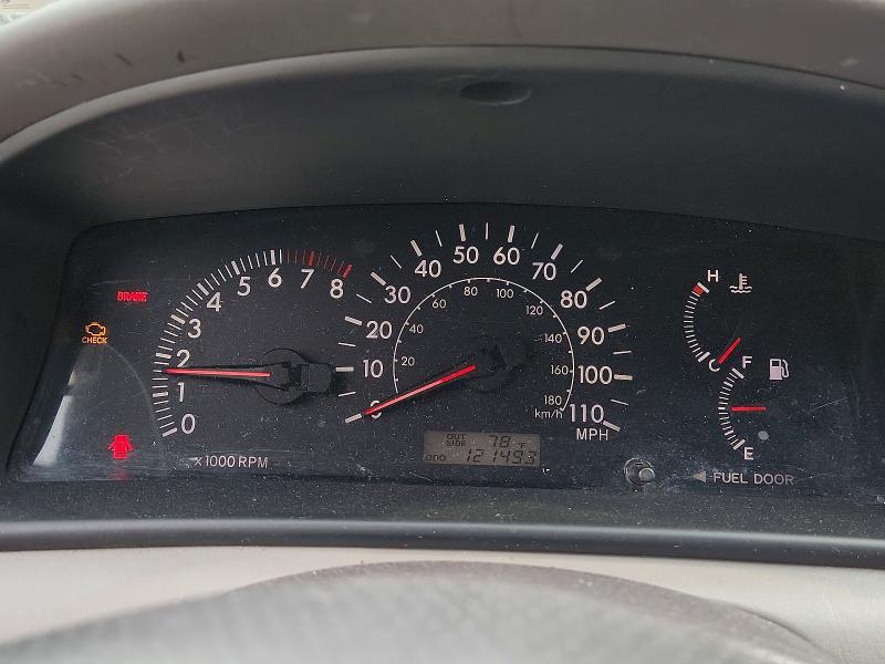 Photo 9 from auction – 2005 TOYOTA COROLLA with VIN 2T1BR32E85C377147