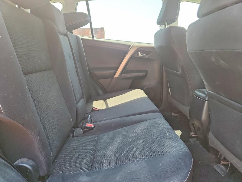 Photo 11 from auction – 2018 TOYOTA RAV4 with VIN 2T3WFREV9JW467089