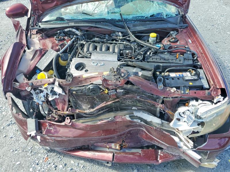 Foto 11 de la subasta – 2001 INFINITI I30 con VIN JNKCA31A41T012427