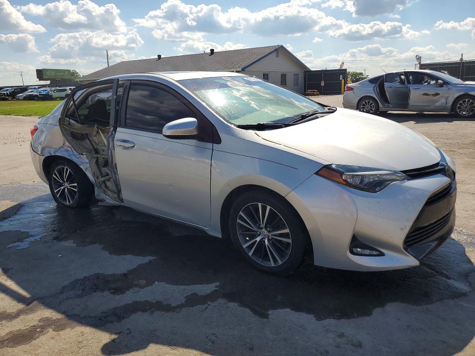 Photo 4 from auction – 2017 TOYOTA COROLLA with VIN 2T1BURHE5HC755650