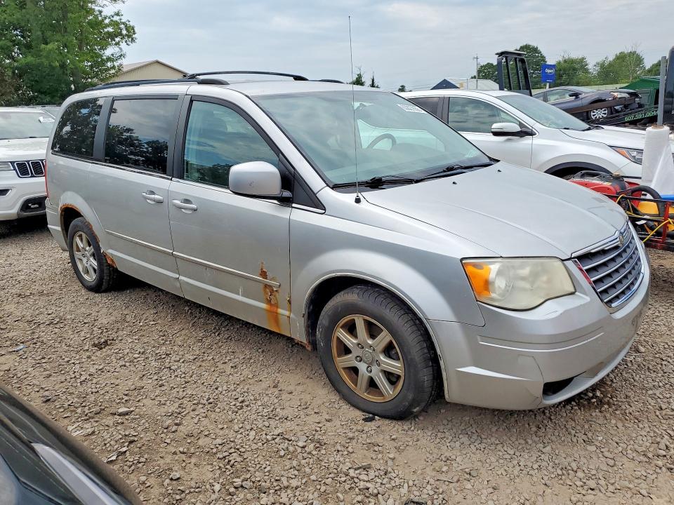 صورة رقم 4 من المزاد - 2010 CHRYSLER TOWN & COUNTRY مع VIN 2A4RR5D17AR103902
