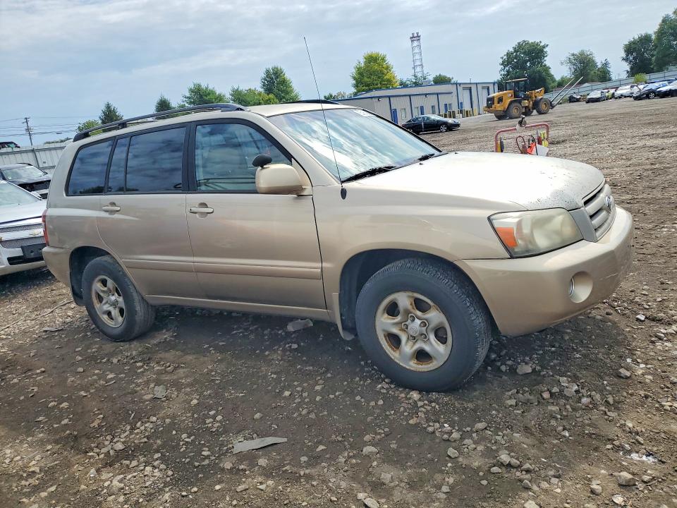 Photo 4 from auction – 2006 TOYOTA HIGHLANDER with VIN JTEGD21A560150812