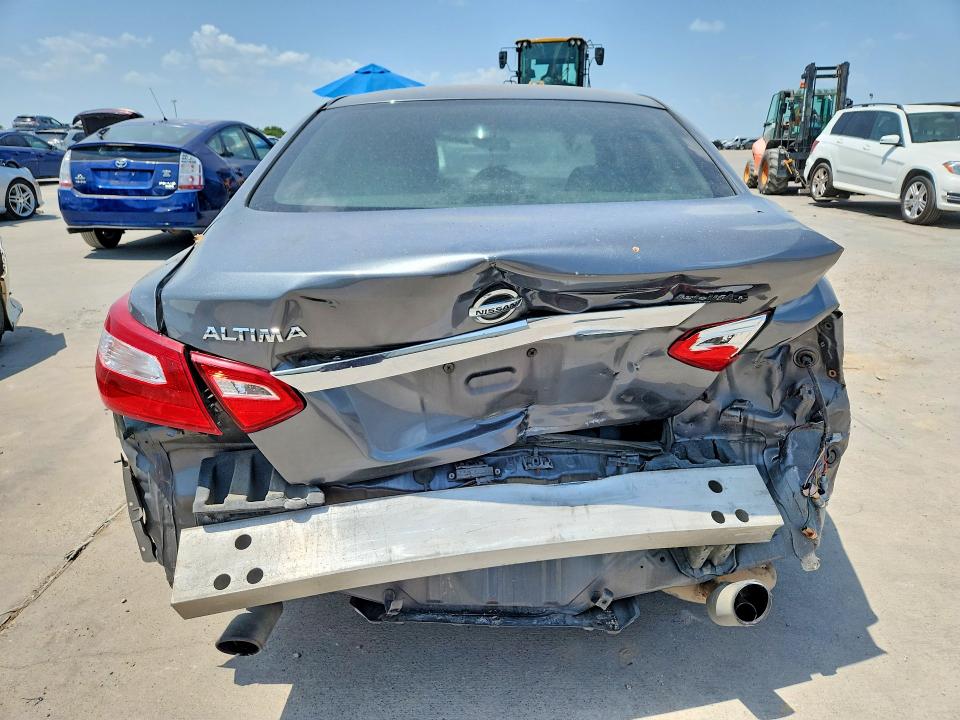 Photo 6 from auction – 2017 NISSAN ALTIMA with VIN 1N4AL3AP4HN309578