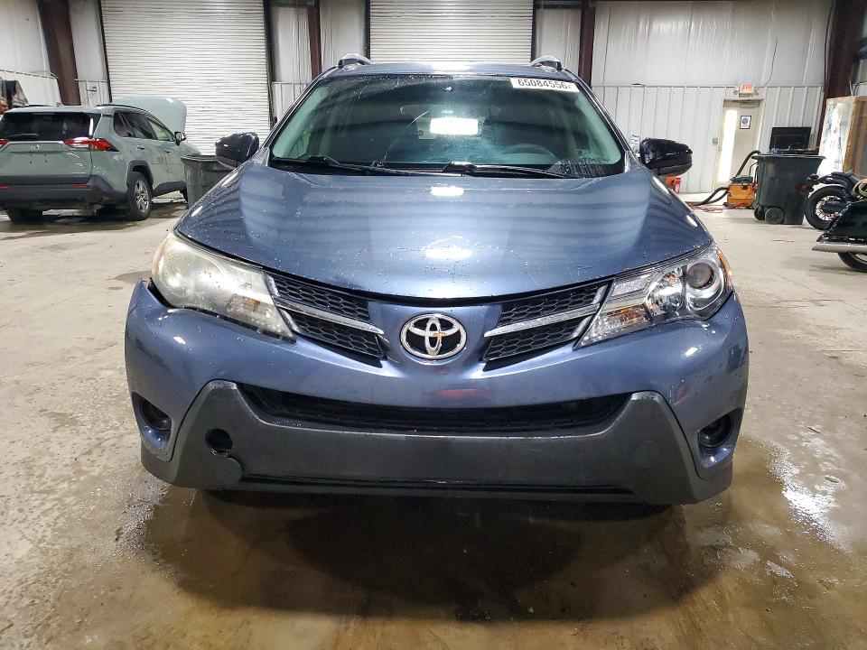 Photo 5 from auction – 2014 TOYOTA RAV4 with VIN 2T3BFREV0EW195598
