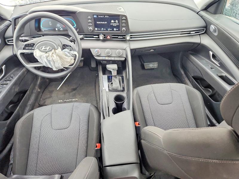 Снимка 8 от търг – 2026 HYUNDAI ELANTRA с VIN KMHLL4DG0TU217804