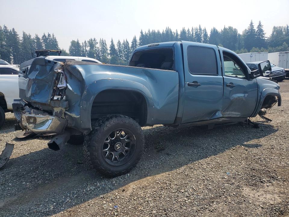 Zdjęcie 3 z aukcji – 2007 GMC SIERRA z VIN 1GTHK236X7F505754