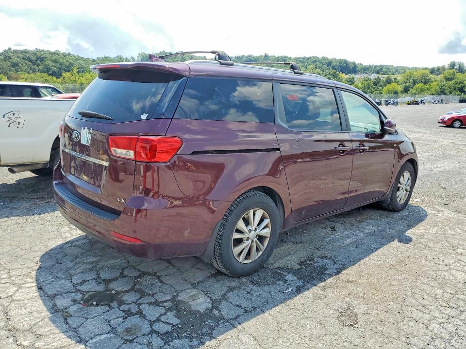 Photo 3 from auction – 2016 KIA SEDONA with VIN KNDMB5C11G6179217
