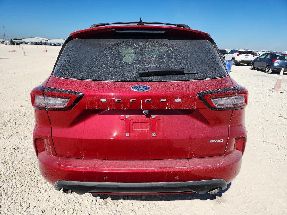 Photo 6 from auction – 2023 FORD ESCAPE with VIN 1FMCU9NA0PUA73990