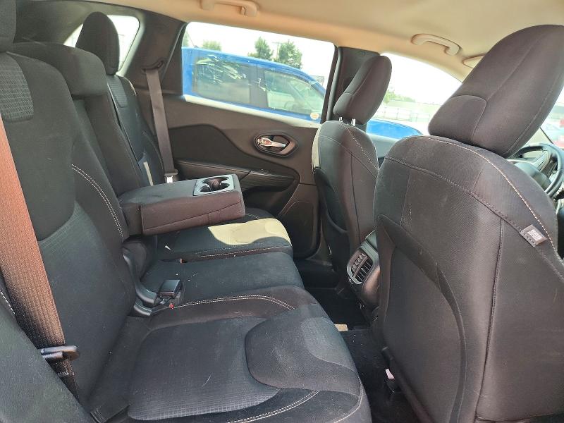 Photo 11 from auction – 2016 JEEP CHEROKEE with VIN 1C4PJMCB1GW359655