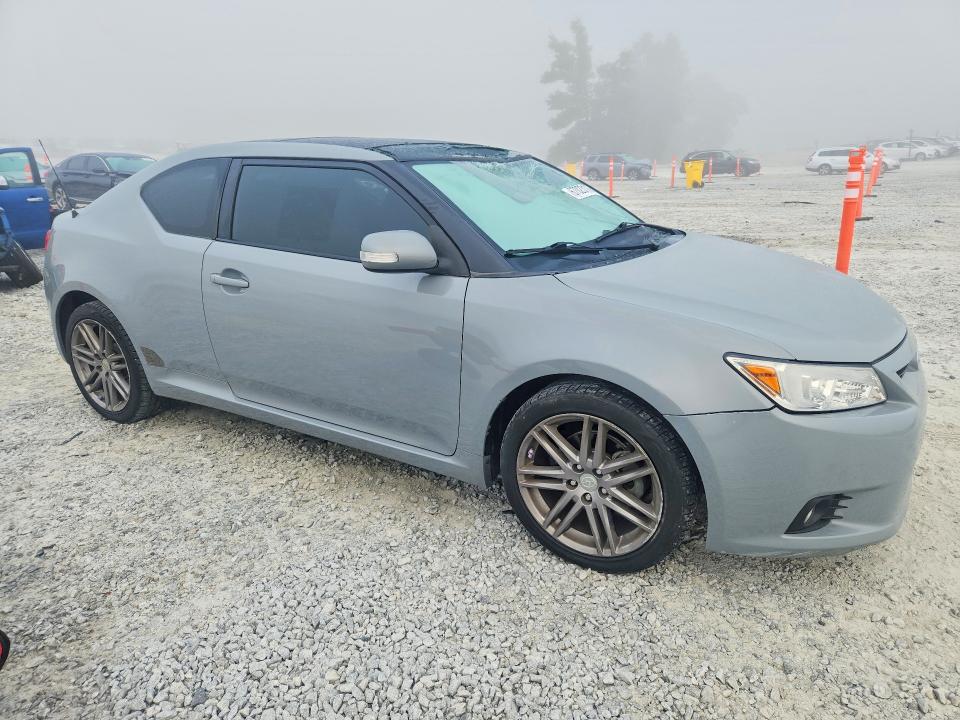 Photo 4 from auction – 2012 SCION TC with VIN JTKJF5C70C3035318