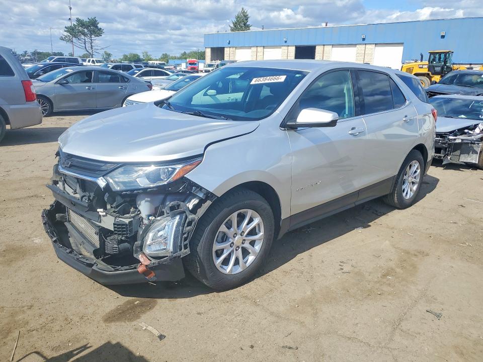 CHEVROLET EQUINOX 2018 with VIN 3GNAXJEV3JS641896 - Photo from auction