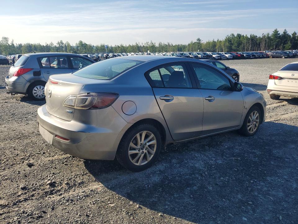 Photo 3 from auction – 2013 MAZDA 3 with VIN JM1BL1V78D1801707