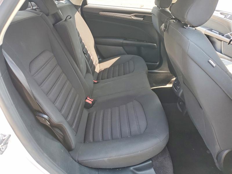 Photo 10 from auction – 2017 FORD FUSION with VIN 3FA6P0HD9HR371558