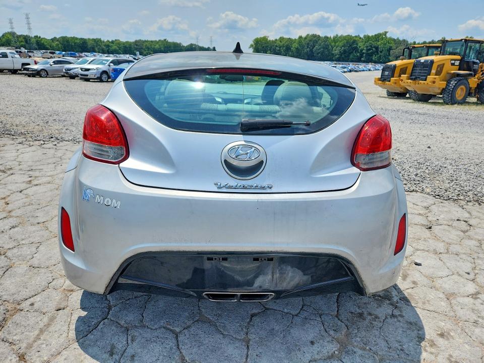 Photo 6 from auction – 2012 HYUNDAI VELOSTER with VIN KMHTC6AD7CU029075