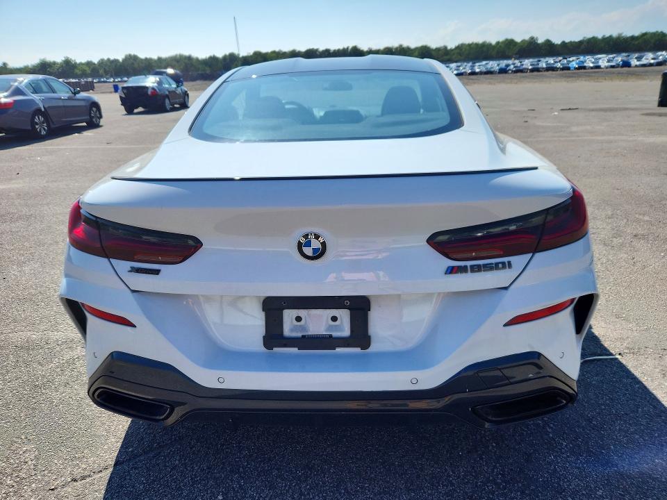 Photo 6 from auction – 2021 BMW M850XI with VIN WBABC4C09MCF23363