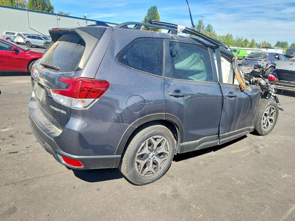 Photo 3 from auction – 2024 SUBARU FORESTER with VIN JF2SKADC9RH410342