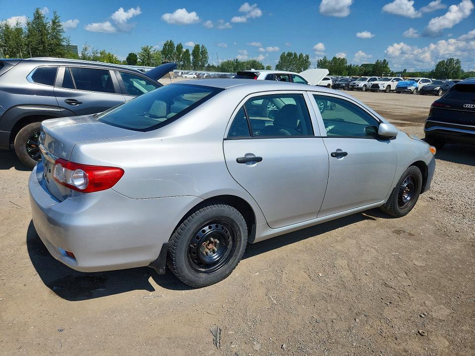 Photo 3 from auction – 2011 TOYOTA COROLLA with VIN 2T1BU4EE5BC744808