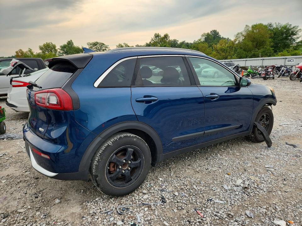 Photo 3 from auction – 2018 KIA NIRO with VIN KNDCB3LC4J5142922