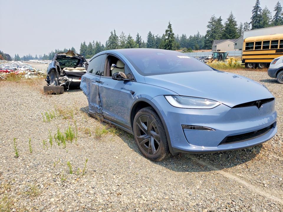 Photo 4 from auction – 2026 TESLA MODEL X with VIN 7SAXCAE54TF488166