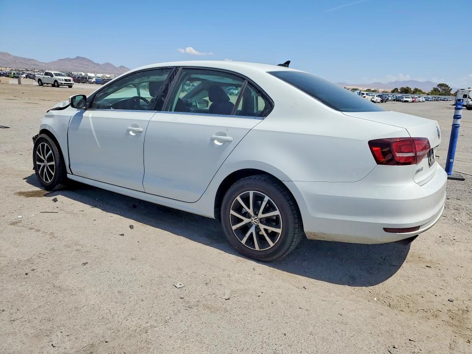 Photo 2 from auction – 2017 VOLKSWAGEN JETTA with VIN 3VWDB7AJ7HM393979