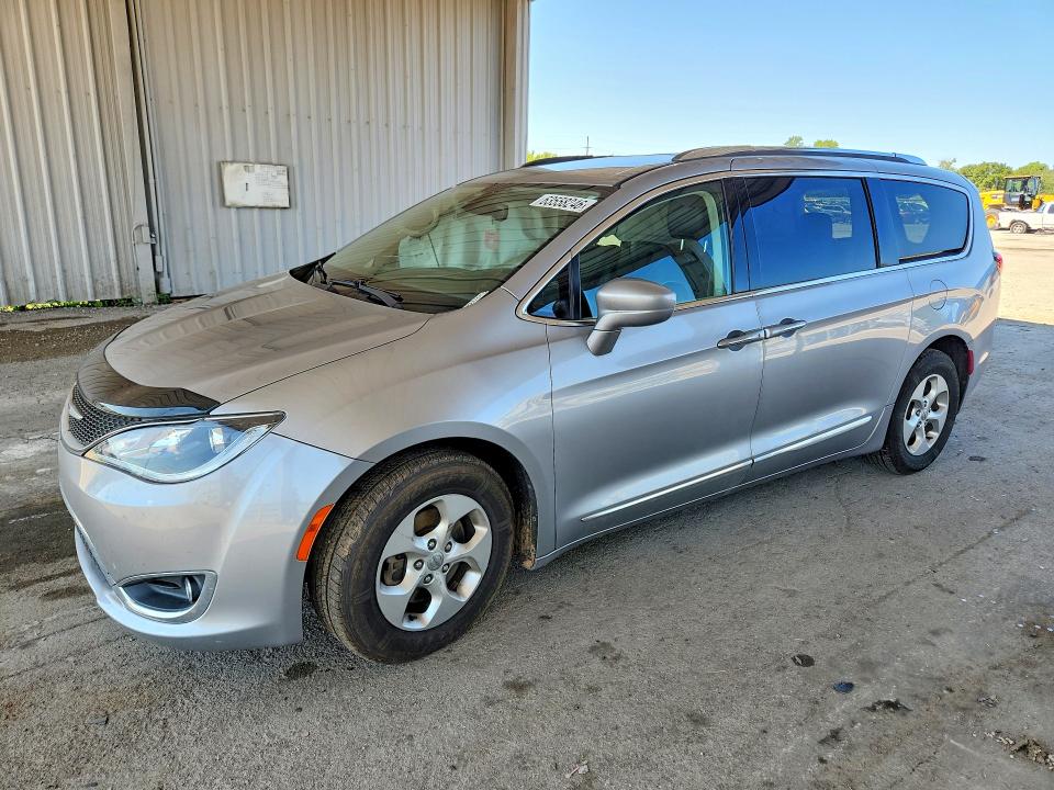 2017 CHRYSLER PACIFICA - Търг №63558246
