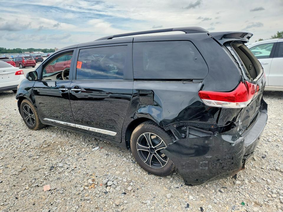 Photo 2 from auction – 2014 TOYOTA SIENNA with VIN 5TDYK3DC1ES414718