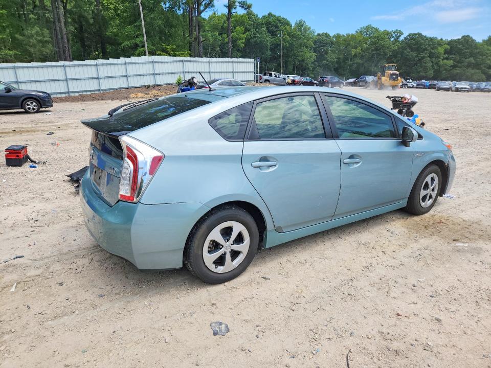 Photo 3 from auction – 2015 TOYOTA PRIUS with VIN JTDKN3DU4F1980912