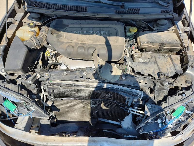 Photo 11 from auction – 2015 CHRYSLER 200 with VIN 1C3CCCAB3FN758680