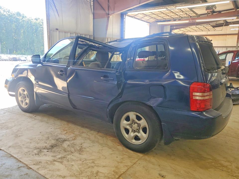 Photo 2 from auction – 2002 TOYOTA HIGHLANDER with VIN JTEGD21A220038138