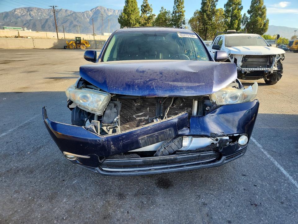 Photo 5 from auction – 2012 TOYOTA HIGHLANDER with VIN 5TDYK3EH9CS082373