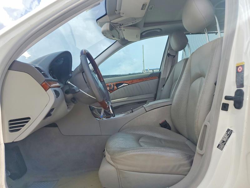 Photo 7 from auction – 2004 MERCEDES-BENZ E with VIN WDBUH65J14A544780