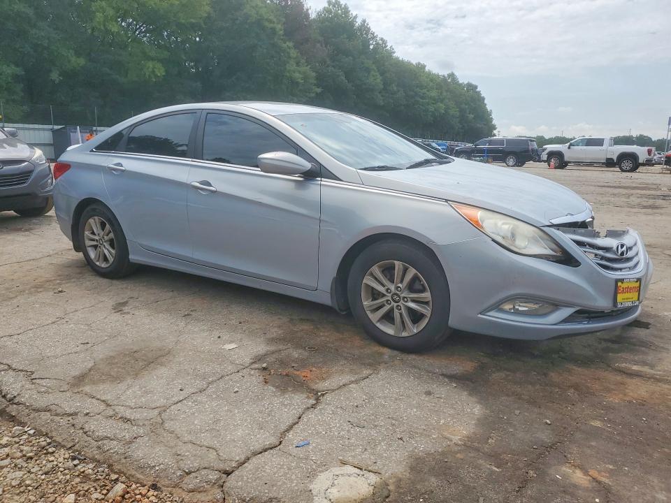 Photo 4 from auction – 2013 HYUNDAI SONATA with VIN 5NPEB4AC8DH689679