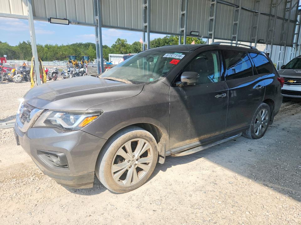 NISSAN PATHFINDER 2018 with VIN 5N1DR2MMXJC674670 - Photo from auction