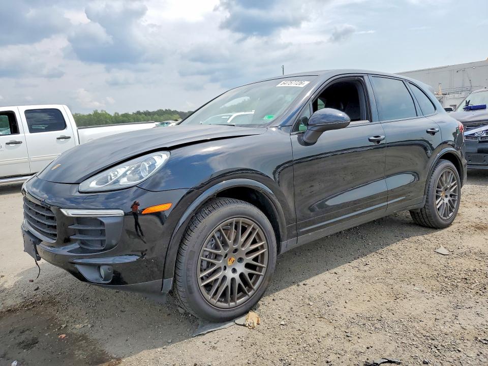 PORSCHE CAYENNE 2017 with VIN WP1AA2A25HKA81735 - Photo from auction