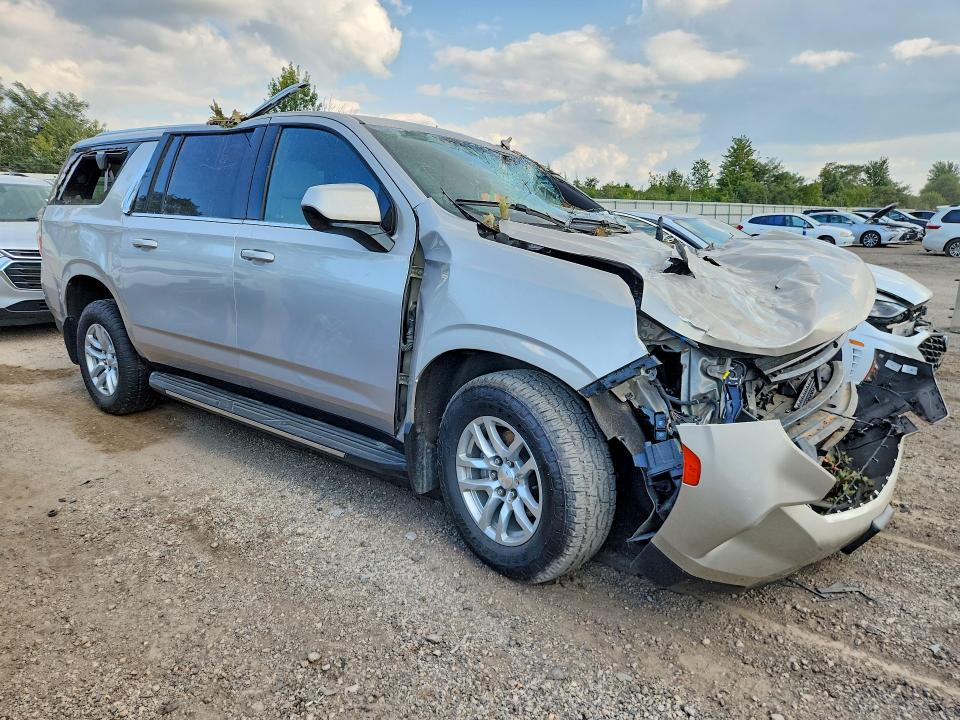 Photo 4 from auction – 2023 CHEVROLET SUBURBAN with VIN 1GNSKCKTXPR157365