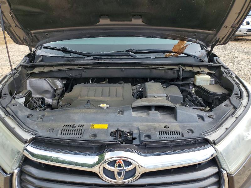 Photo 12 from auction – 2015 TOYOTA HIGHLANDER with VIN 5TDYKRFH3FS068653