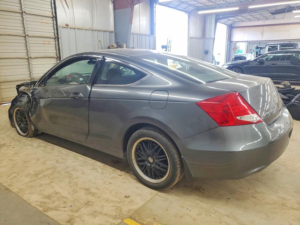Photo 2 from auction – 2011 HONDA ACCORD with VIN 1HGCS1B71BA010008
