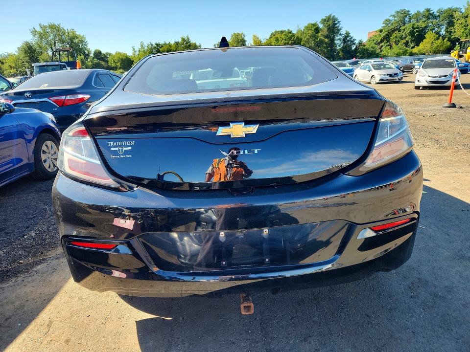 Photo 6 from auction – 2017 CHEVROLET VOLT with VIN 1G1RC6S55HU187534