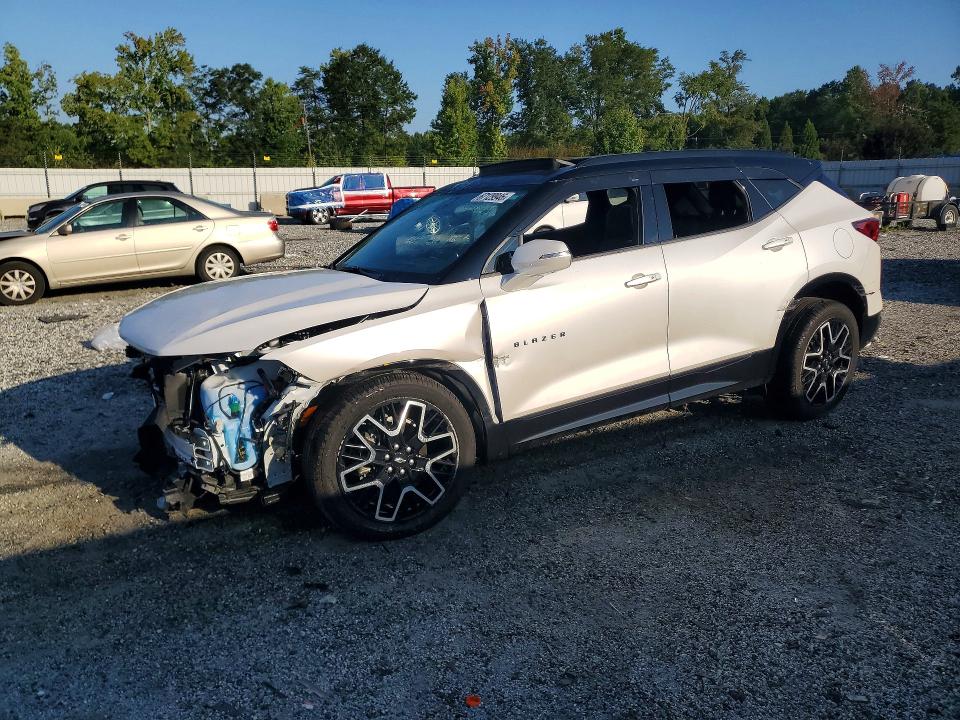 CHEVROLET BLAZER 2025 with VIN 3GNKBERS8SS162997 - Photo from auction