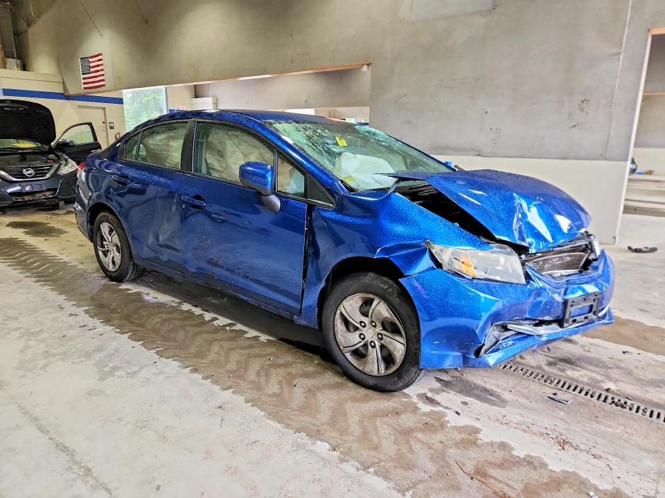 Photo 4 from auction – 2015 HONDA CIVIC with VIN 2HGFB2F51FH548422