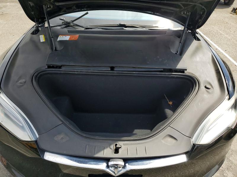 Foto 11 de la subasta – 2016 TESLA MODEL S con VIN 5YJSA1E13GF155358