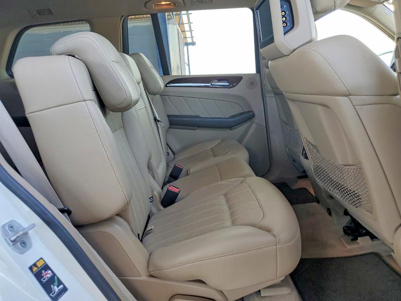 Photo 11 from auction – 2016 MERCEDES-BENZ GL with VIN 4JGDF6EE4GA704824