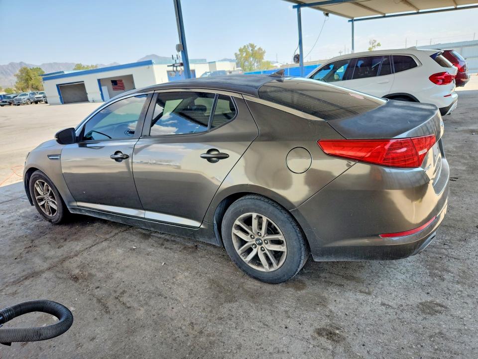 Photo 2 from auction – 2011 KIA OPTIMA with VIN KNAGM4A71B5152135