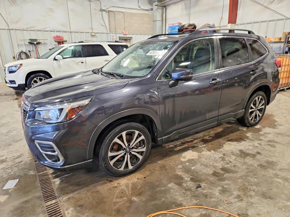 SUBARU FORESTER 2019 with VIN JF2SKASC6KH429214 - Photo from auction