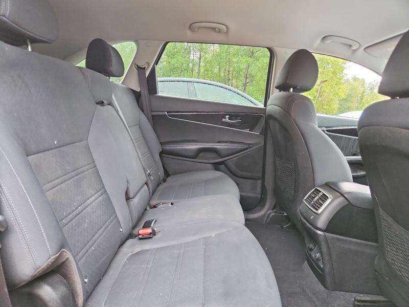 Photo 11 from auction – 2019 KIA SORENTO with VIN 5XYPGDA56KG433251