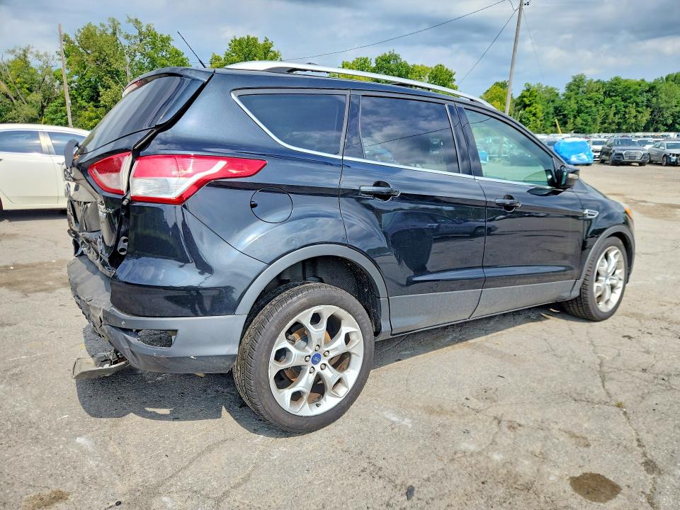 Photo 3 from auction – 2014 FORD ESCAPE with VIN 1FMCU9J92EUC80549