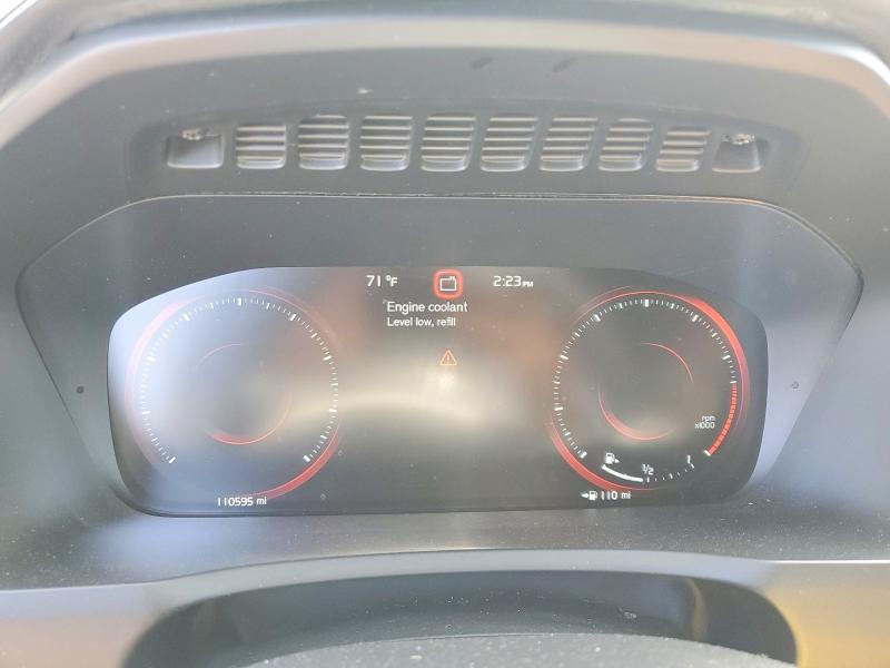 Photo 9 from auction – 2017 VOLVO XC90 with VIN YV4A22PL4H1140405