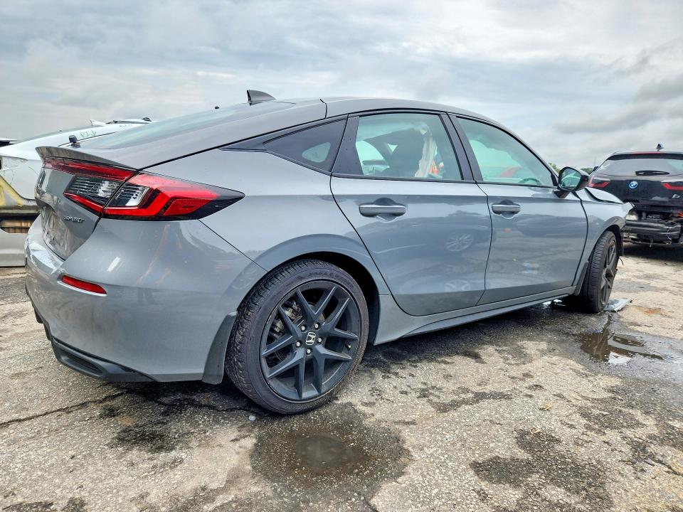 Photo 3 from auction – 2025 HONDA CIVIC with VIN 19XFL2H86SE031917