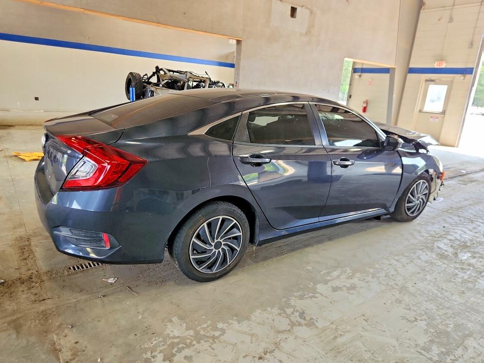 Photo 3 from auction – 2018 HONDA CIVIC with VIN 2HGFC2F58JH511258